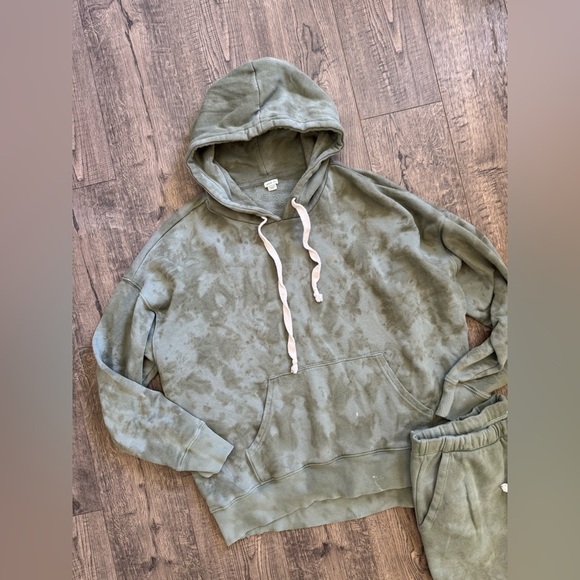 Aerie Sage Green Tie Dye Sweats Set- Medium - Picture 6 of 9